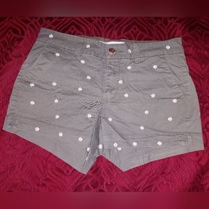 Old Navy women's shorts 4 green